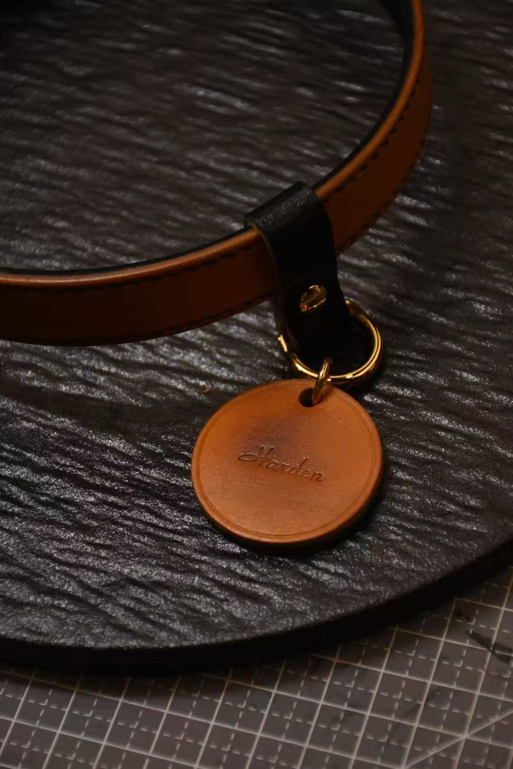 ARTISAN PET COLLARS